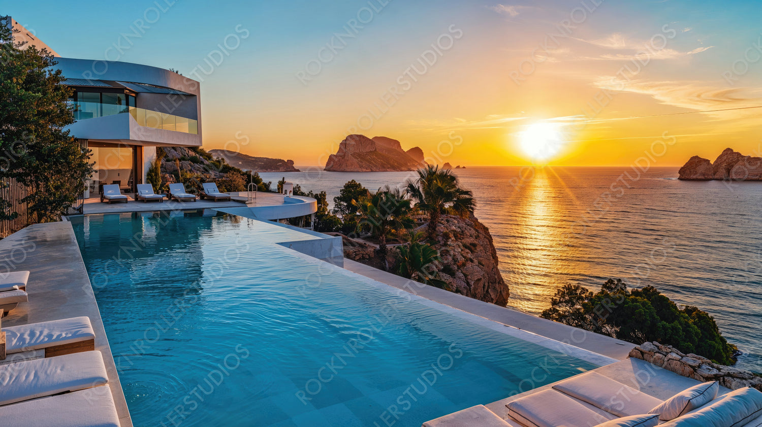 Modern Oceanfront Villa with Stunning Sunset View from Pool