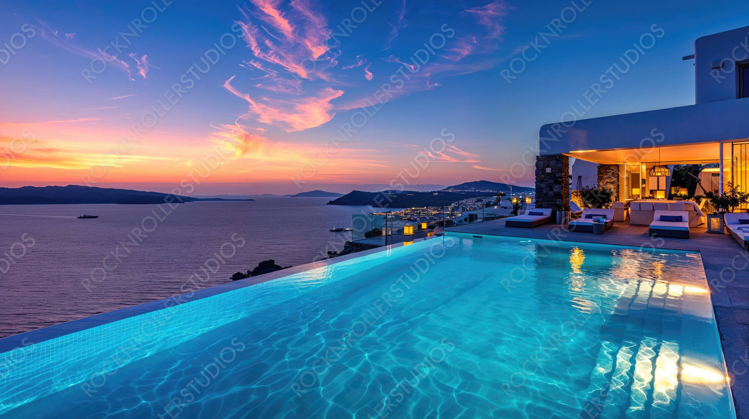 Luxury Infinity Pool Overlooking Sunset Ocean View, Modern Villa with Scenic Horizon